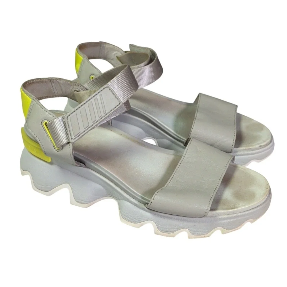 Sorel  Kinetic Sandals Womens Size 9.5 Ankle Strap Wedge Gray Y2K NL3567-082